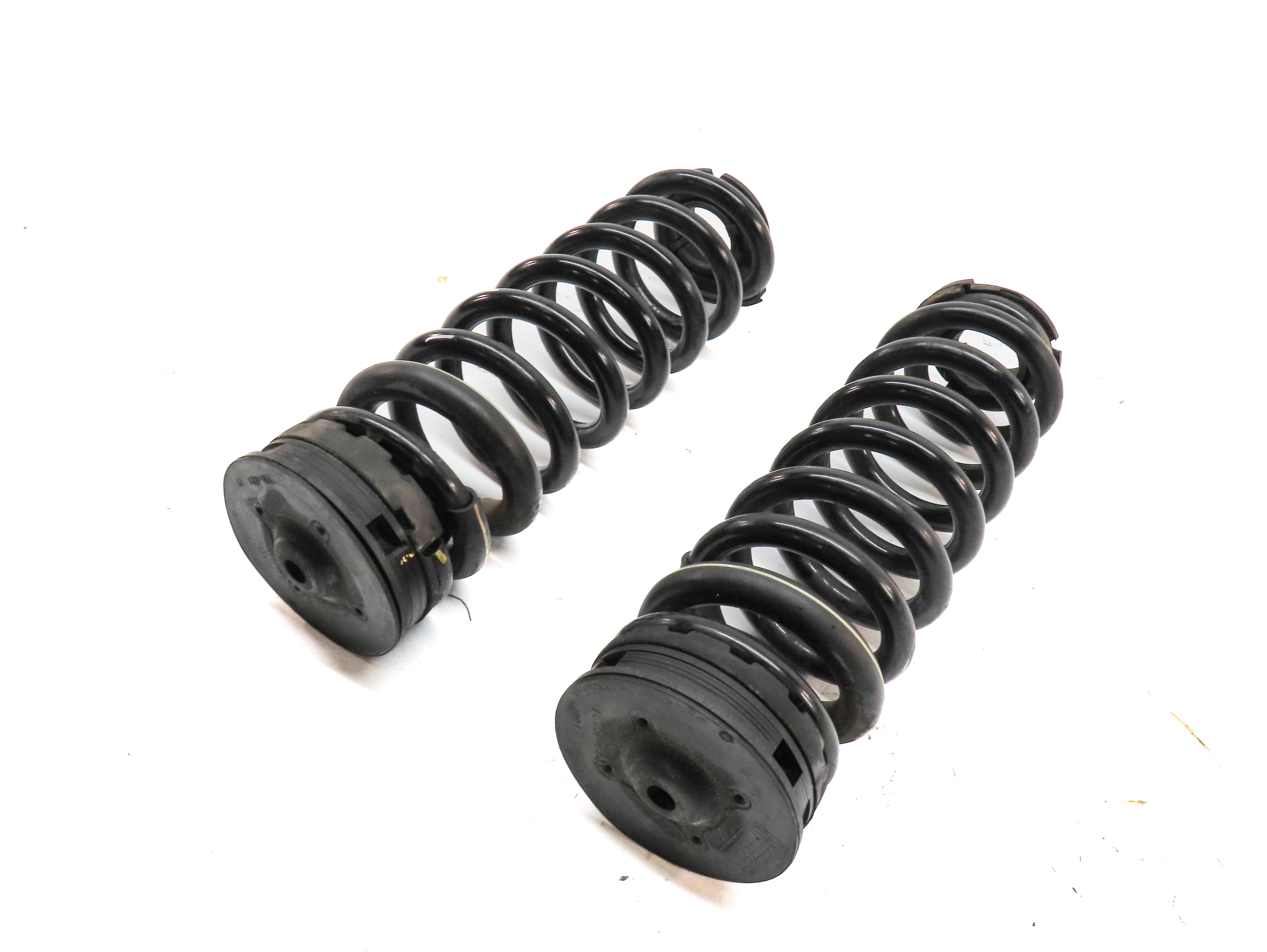 2013 MERCEDES ML550 (W166) AWD REAR LEFT & RIGHT STANDARD COIL SPRING SET/2 — exact item pictured